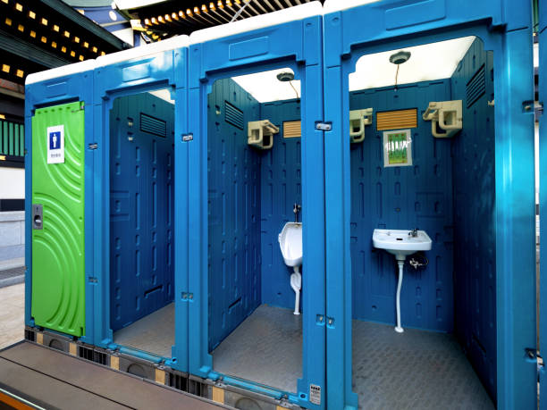 Porta potty delivery and setup in Amity Gardens, PA